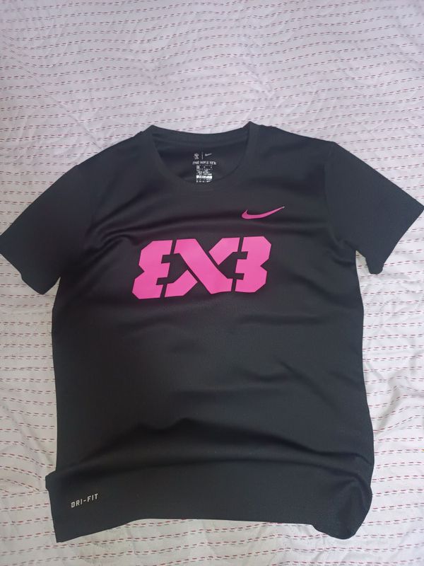 Продаю баскетбольную футболку nike nba 3x3 по всем вопросам в ТГ:xd118 Продаю баскетбольную футболку nike nba 3x3 по всем вопросам в ТГ:xd118