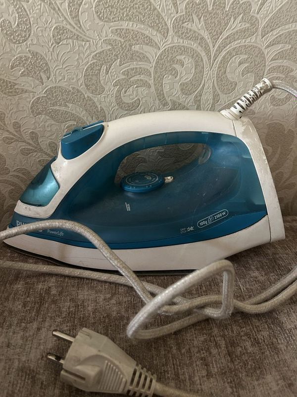 Продаю утюг PHILIPS