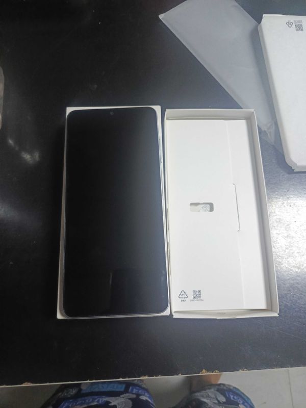 Telefon sotiladi