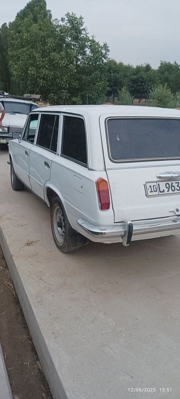Jiguli2102sotiladi Jiguli2102sotiladi