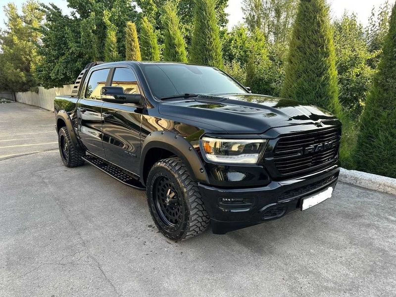 Пикап DODGE RAM 1500 5.7 SPORT !!!