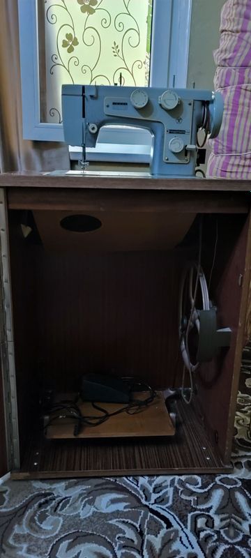 Продам швейную машинку Подольск .