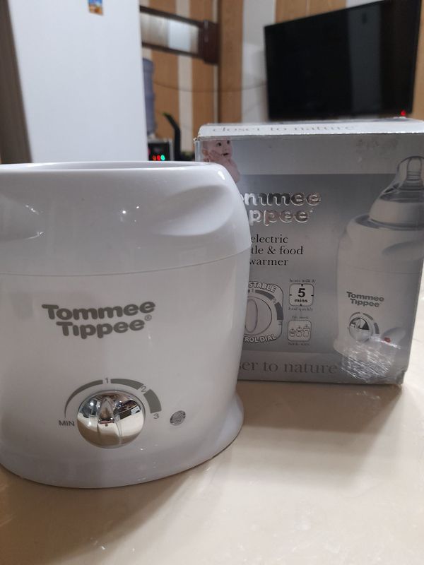 Подозревать бутылки Tommie Tippee