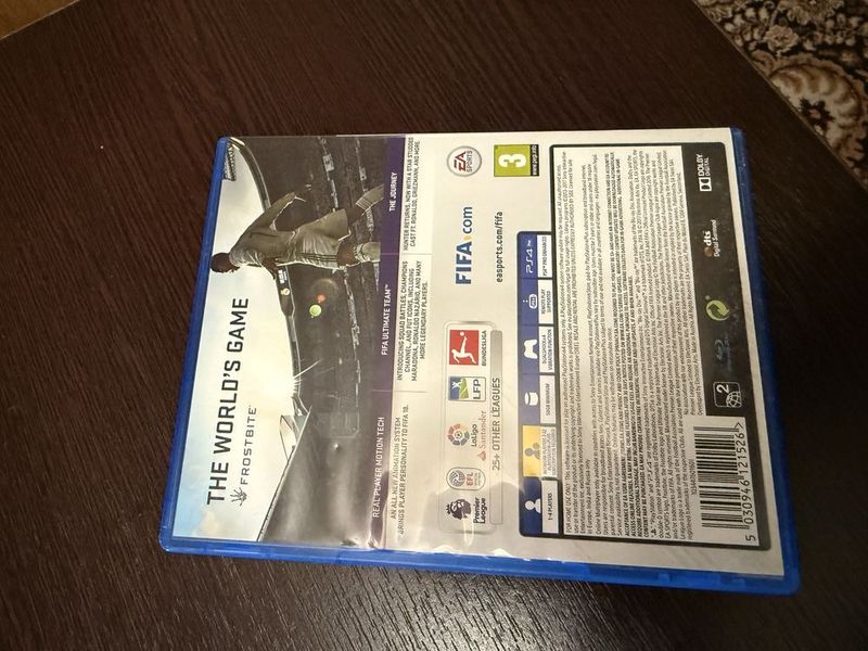 Диск FIFA 18 для PlayStation отличном состоянии! Диск FIFA 18 для PlayStation отличном состоянии!