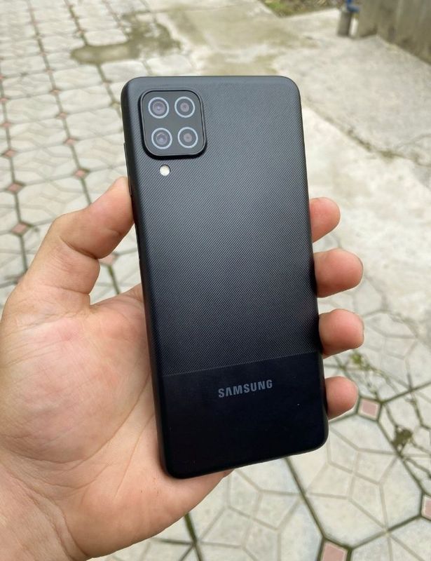 Samsung A12 Xotira 128 talik Samsung A12 Xotira 128 talik