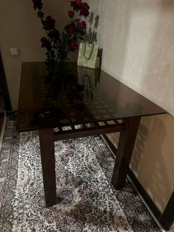 stol sotiladi 800 ming stol sotiladi 800 ming