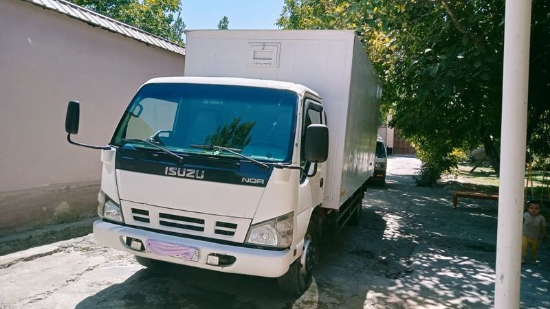ISUZU NQR71PL probeg 6,5 kurug 4 ta 100 talik metan baloni bor ISUZU NQR71PL probeg 6,5 kurug 4 ta 100 talik metan baloni bor