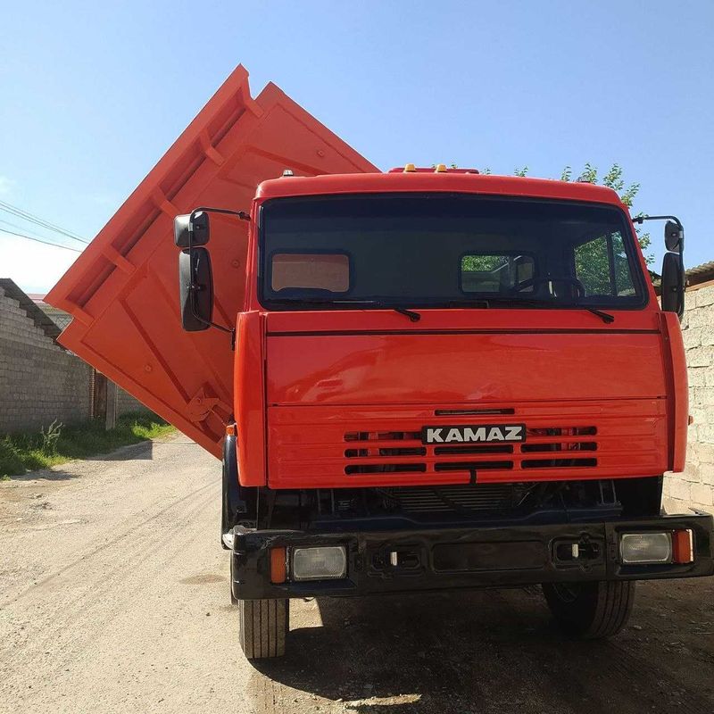 KAMAZ Samasval yuk tirkamasi 3 tomonga ochiladi (Og'daradi). KAMAZ Samasval yuk tirkamasi 3 tomonga ochiladi (Og'daradi).