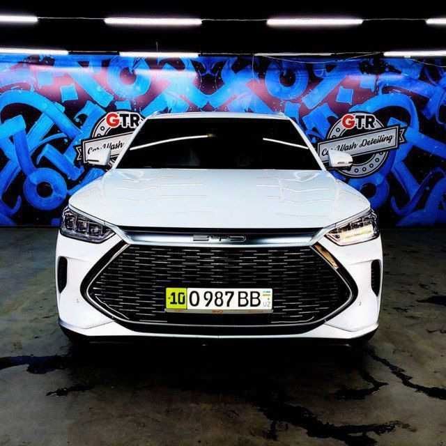 BYD song plus gibrid BYD song plus gibrid