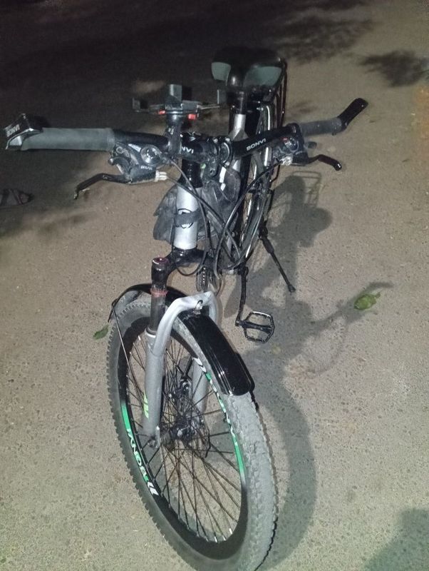 Velosiped sotiladi Velosiped sotiladi