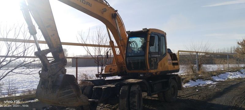 Ekskavator HYUNDAI 1300 WM