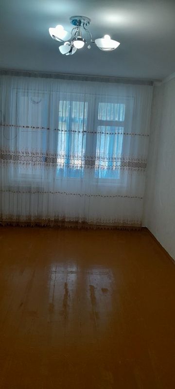 5 каватли уйнинг 1 каватидаги 3 хоналик квартира ижарага берилади 5 каватли уйнинг 1 каватидаги 3 хоналик квартира ижарага берилади
