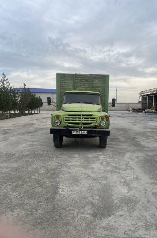 Zil 133 sotiladi