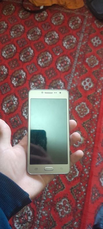 Samsung J2 prime sotiladi