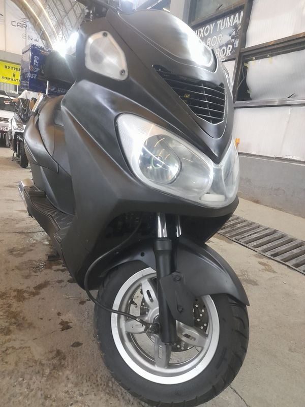 Skuter sotiladi 125 kub srochna ! Skuter sotiladi 125 kub srochna !