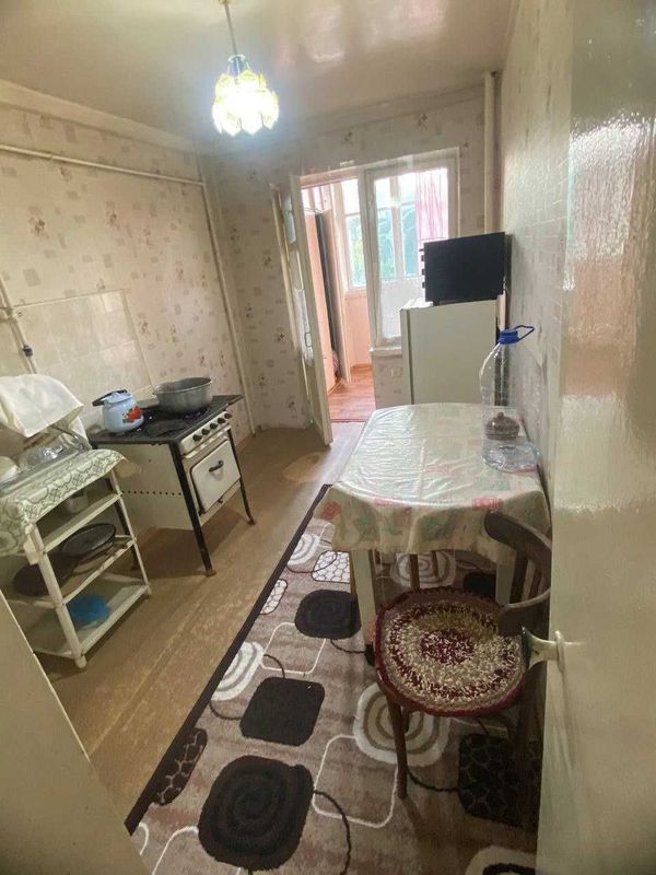 1 xonalik arzon kv dustlik metro oldida