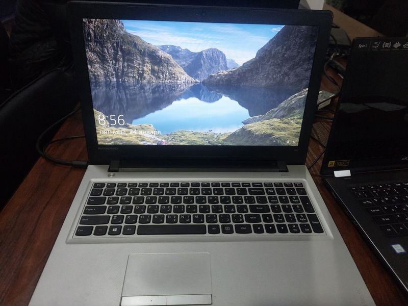 Lenovo Notebook