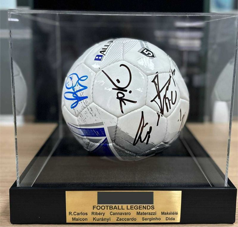 sotiladi futbol topi