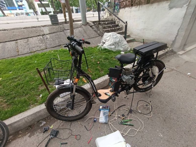Benzinlk elektrovelik Benzinlk elektrovelik