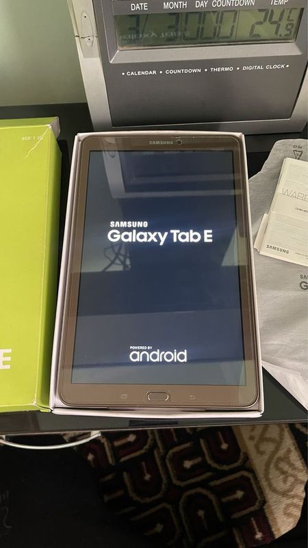 Samsung planshed Tab E sotiladi