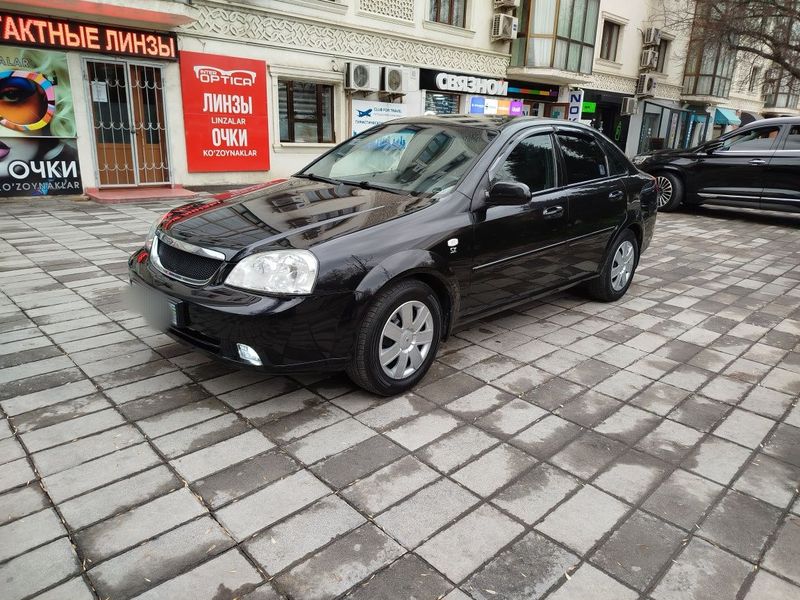 Lacetti 1.8 2012 xolati tinniq