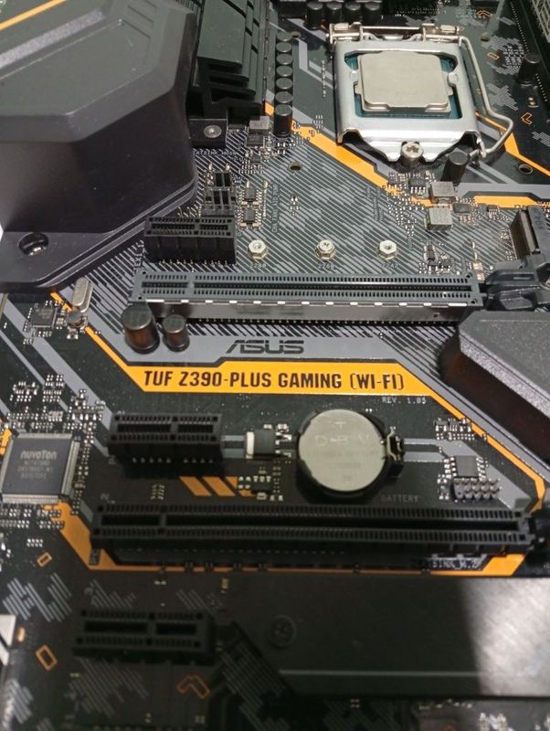Asus Z390 + i7 8700K комплект