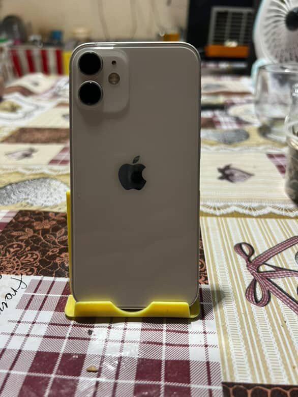 Здравствуйте меняю iPhone 12 mini на 11 айфон или 11 про Здравствуйте меняю iPhone 12 mini на 11 айфон или 11 про