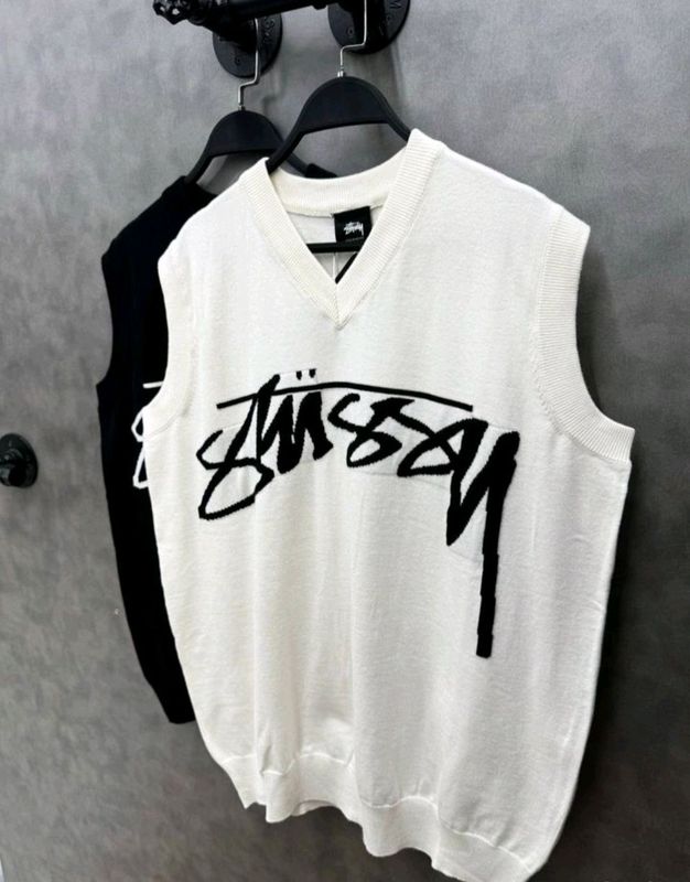 Вязаная жилетка Stussy