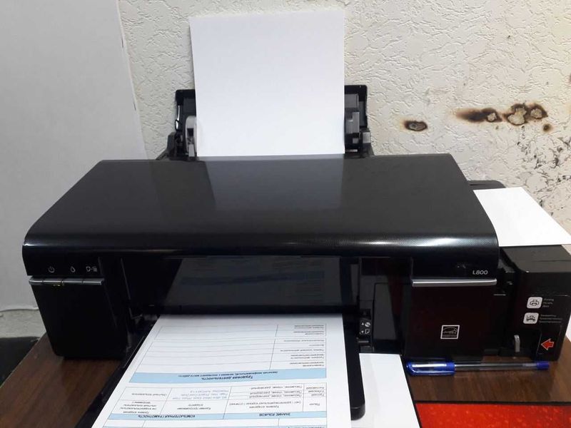 Kompyuter printer sotiladi