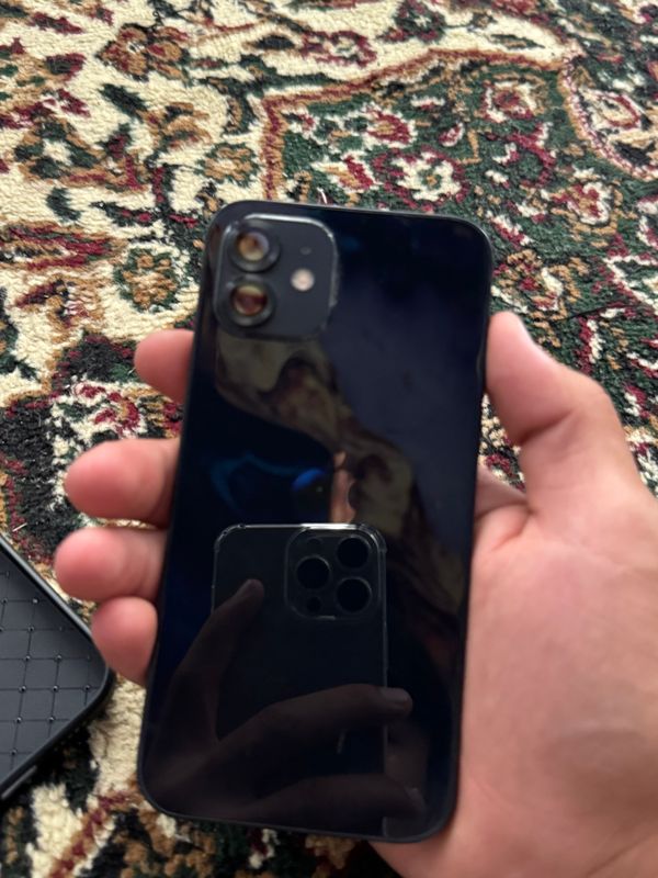 Iphone 12 holati yahshi