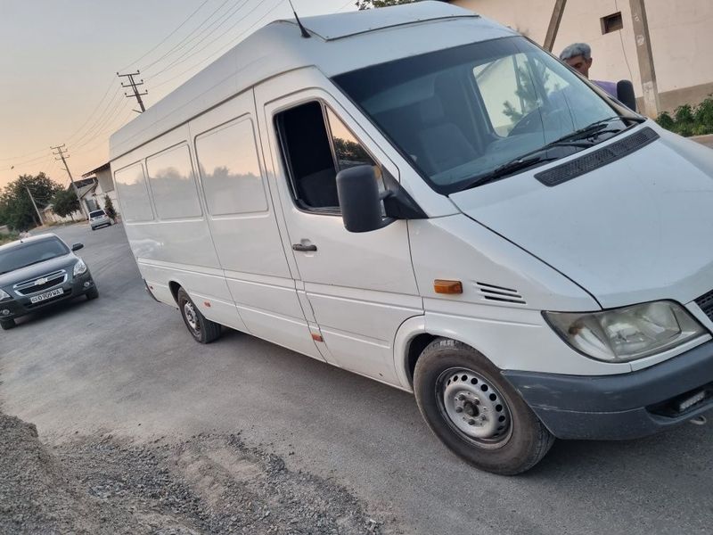 Mers sprinter 4 5 tonagachon yuk otrsa boladi moshina sastayanisi zor