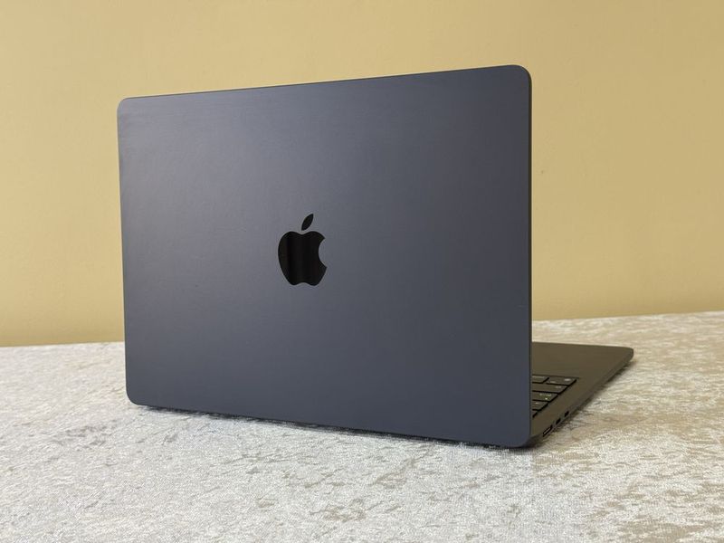 Macbook Air m2 256gb Macbook Air m2 256gb