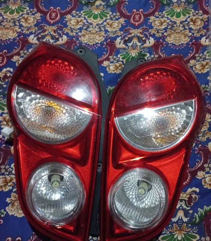 Spark stop farasi sotiladi Spark stop farasi sotiladi