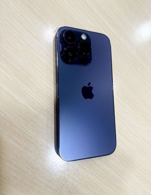 Продаю iphone 14 pro Продаю iphone 14 pro