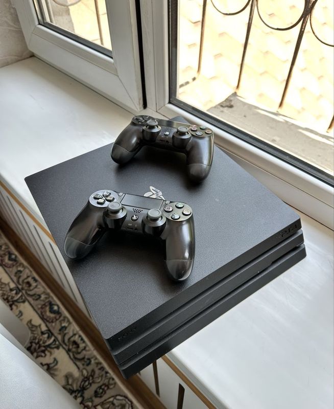 PlayStation 4 Pro 4K 1TB PlayStation 4 Pro 4K 1TB
