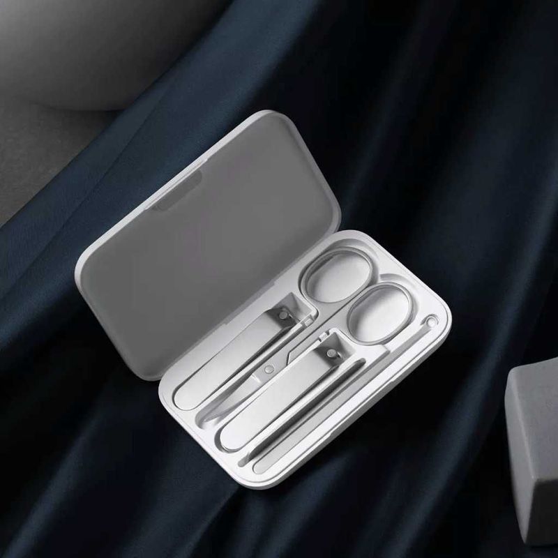 Маникюрный набор Xiaomi Mijia Nail Clipper Set (MJZJD002QW) Маникюрный набор Xiaomi Mijia Nail Clipper Set (MJZJD002QW)
