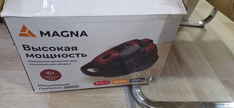 Пылесос MAGNA VCH1518RB Пылесос MAGNA VCH1518RB