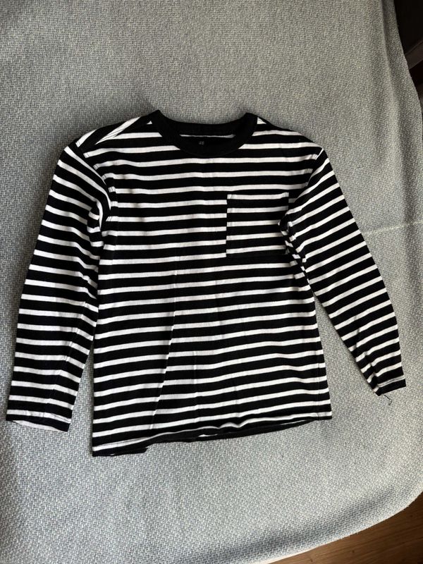 Свитшот на 8-10 лет - H&M из Кореи Свитшот на 8-10 лет - H&M из Кореи