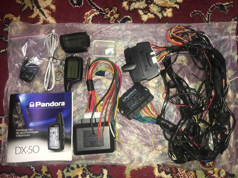 Продаётся авто сигнализация Pandora dx-50 (БУ) Продаётся авто сигнализация Pandora dx-50 (БУ)