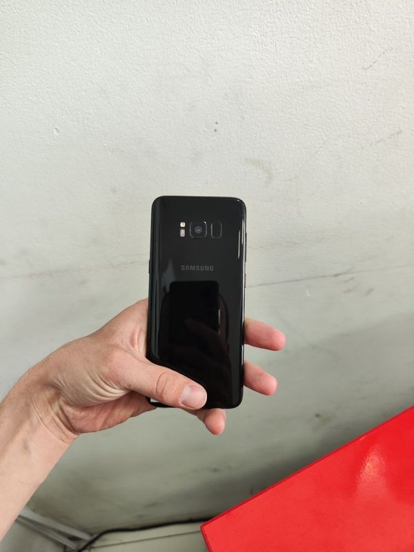 Samsung S8. Juda arzon kepak