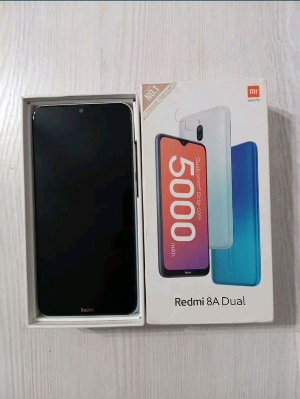 Redmi 8A dual 32/4 GB Holati ideal