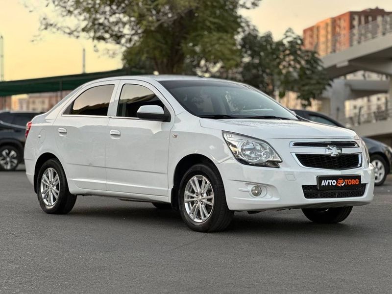 Продаётся Chevrolet Cobalt 4 позиция (АТ) Год 2016 Продаётся Chevrolet Cobalt 4 позиция (АТ) Год 2016