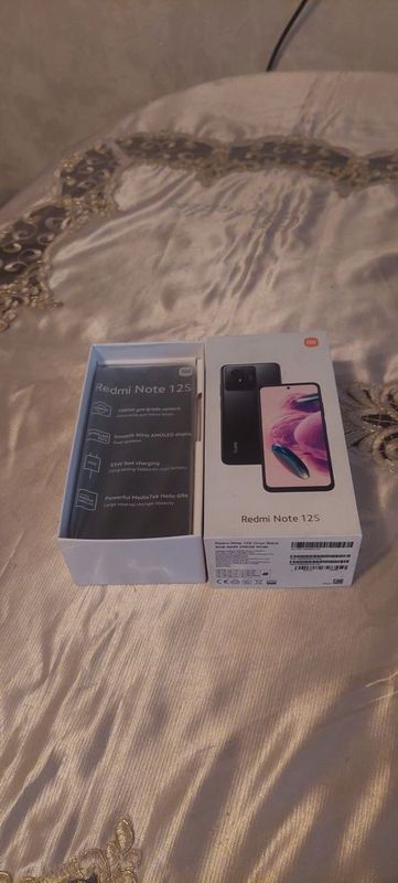 Redmi Note 12S 8+4/256GB Onyx Black за 115 у.е!