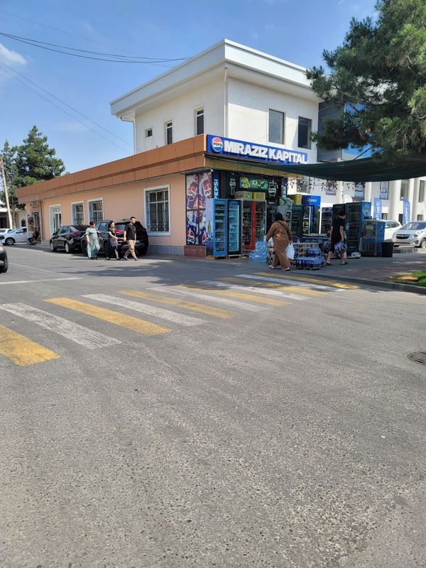 Продаётся готовый бизнес (магазин) 100 кв.м. с арендатором. Продаётся готовый бизнес (магазин) 100 кв.м. с арендатором.