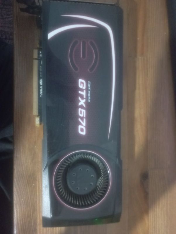 Видеокарта GTX570