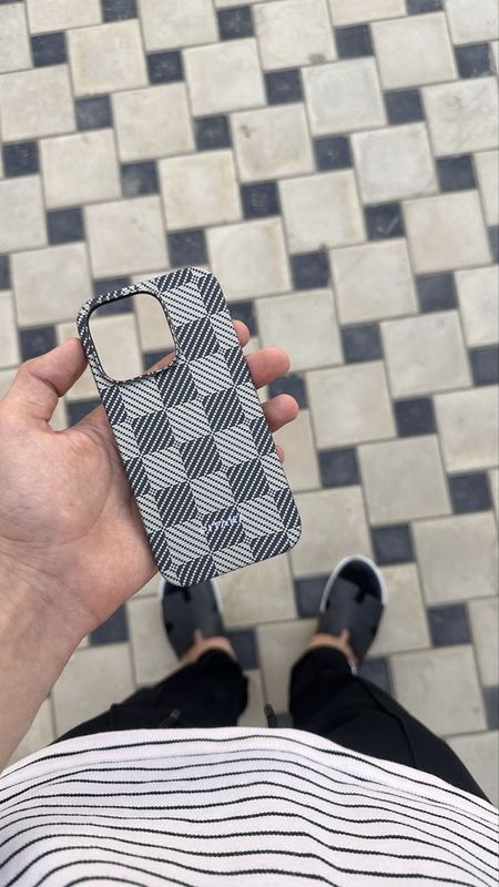 Chexol sotiladi iphone 14pro xolati yangi ishlatilmagan Chexol sotiladi iphone 14pro xolati yangi ishlatilmagan