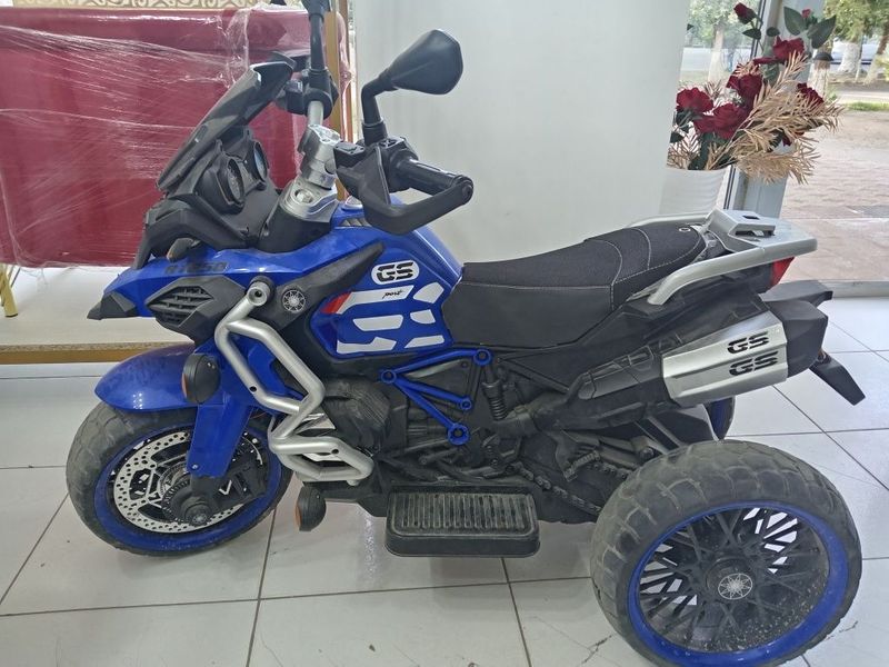 Bolalar mototsikli sotiladi Bolalar mototsikli sotiladi