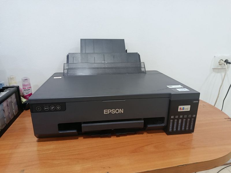 L18050 epson rangli printer sotiladi Holati o'rtacha L18050 epson rangli printer sotiladi Holati o'rtacha