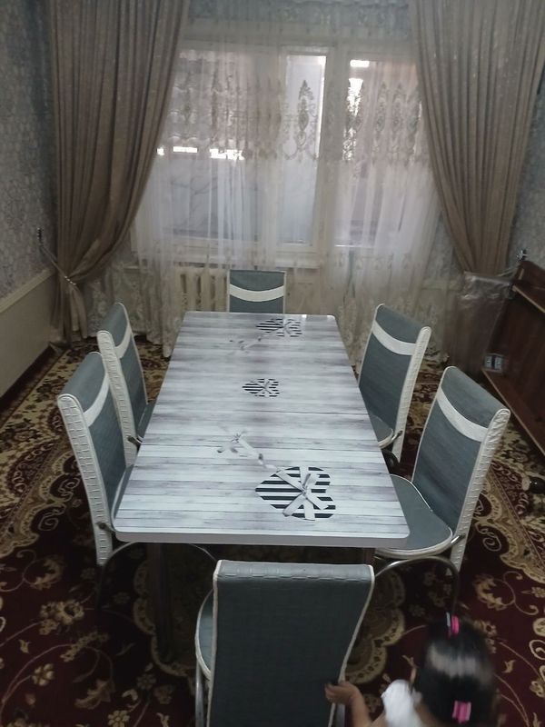 Стол стулья нержавейка кожаные