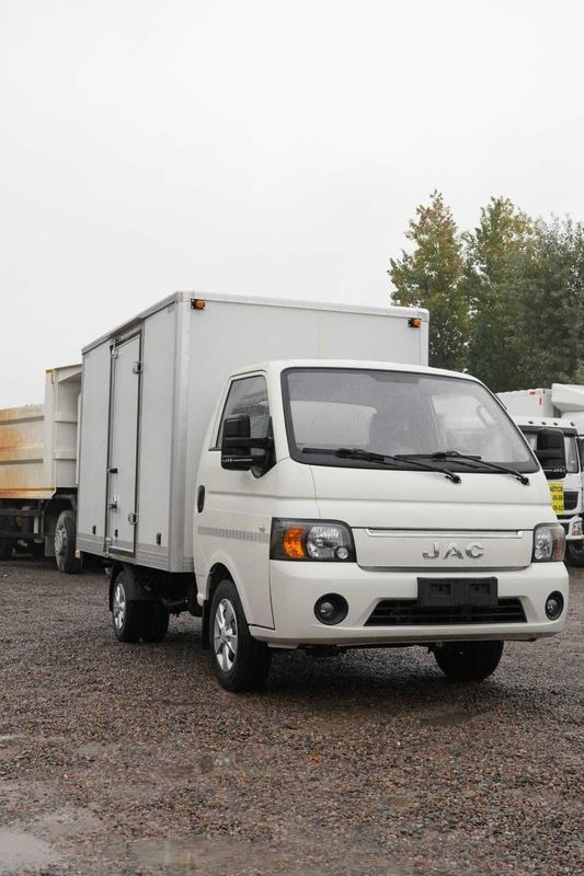 JAC X200 мини-фургон hamyonbob narxda harid qiling JAC X200 мини-фургон hamyonbob narxda harid qiling